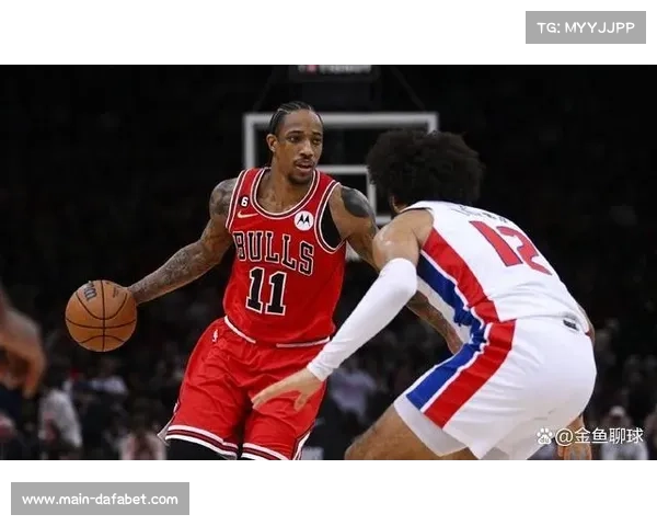 公牛艾维康利后场组合尚在磨合，重建期控场经验不足